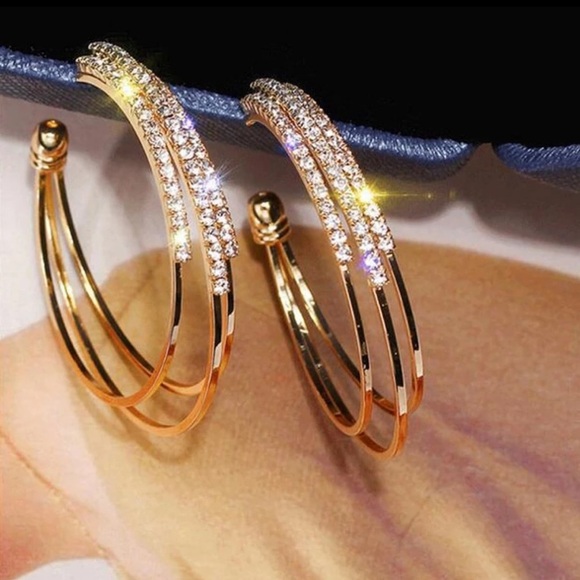 ¥NEW 18K Gold Plated Diamond Circle Hoop Earrings - Picture 5 of 7